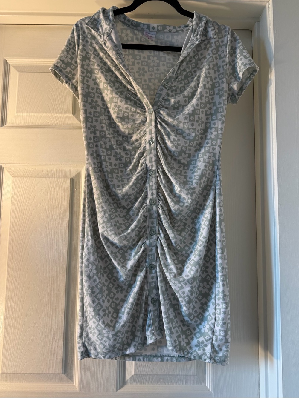 Mint Green and White Floral Ruched Front Short Sleeve Dress